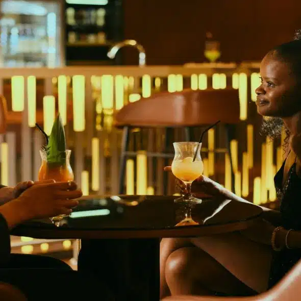 A couple on a first date